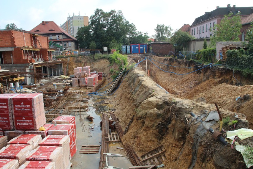 Trwa budowa ponad 50 mieszkań komunalnych w Rudzie Śląskiej....
