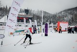 Młodzi skoczkowie i biegacze narciarscy rywalizowali w malowniczej scenerii Tatr