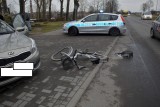 Policyjnym autem potrącił kobietę (wideo, zdjęcia)
