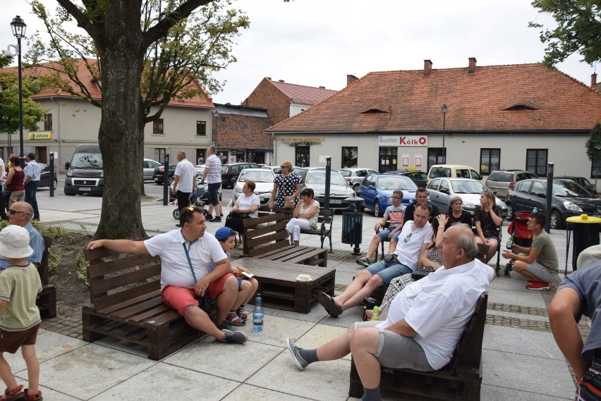 Pomidorowe święto w Krzeszowicach. Konkursy z warzywnymi okazami 