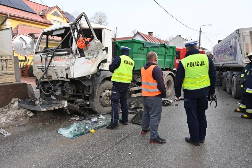 Zmiażdżona szoferka stara