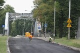 Wrocław: Na Kochanowskiego układają asfalt