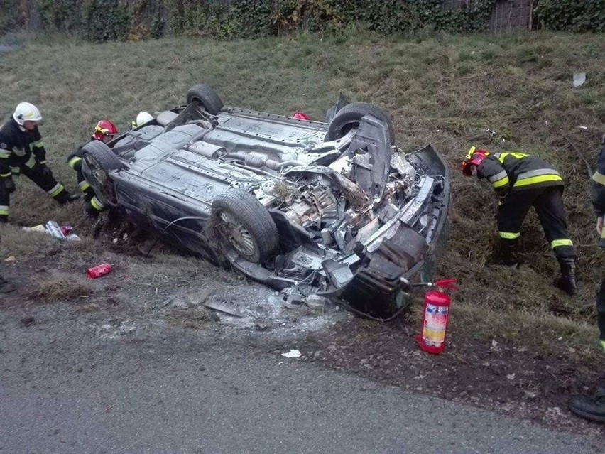 Wypadek na A4. Jedna osoba ranna [ZDJĘCIA]