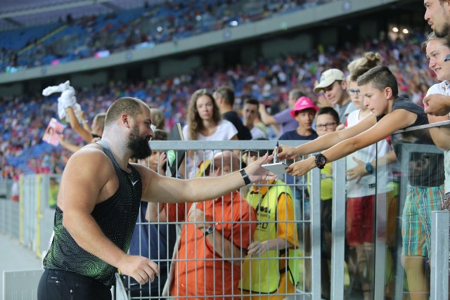 Memoriał Kamili Skolimowskiej 2018 na Stadionie Śląskim ponad 41 tysięcy kibiców oglądało sportową rywalizację podczas Memoriału Kamili Skolimowskiej. Na murawie i bieżni Śląskiego, można było zobaczyć największe gwiazdy lekkiej atletyki. Byliście na tych zawodach? Odszukajcie się na zdjęciach.