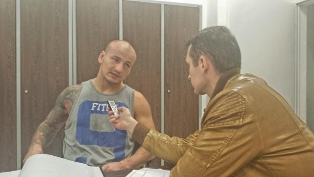 Artur Szpilka odwiedził Kobierzyce, gdzie m.in. poprowadził trening z miejscowymi pięściarzami.