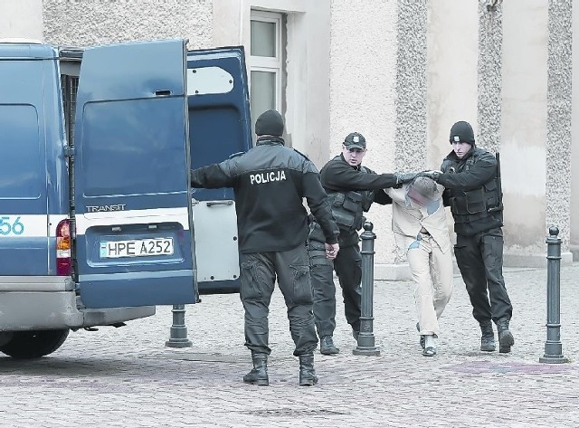 W niedzielę sąd aresztował Jerzego M. na trzy miesiące. Więcej zdjęć na www.gazetalubuska.pl/zielonagora