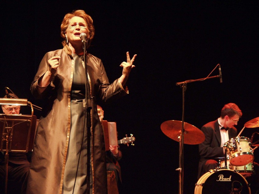 W 2002r., w Teatrze Wielkim w Łodzi, odbył się recital Ireny...