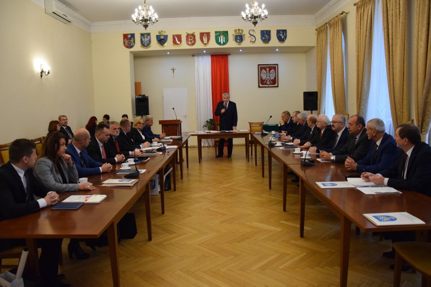 Pierwsza sesja Rady Powiatu Przemyskiego.
