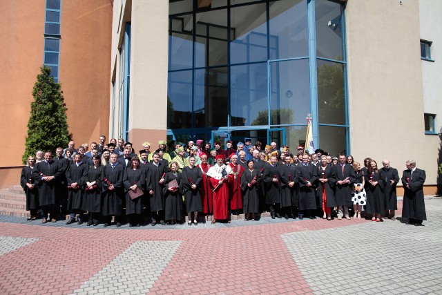 Uroczystość nadania promocji odbyła się w siedzibie Wyższego Międzydiecezjalnego Seminarium Duchownego przy ul. Drzymały.