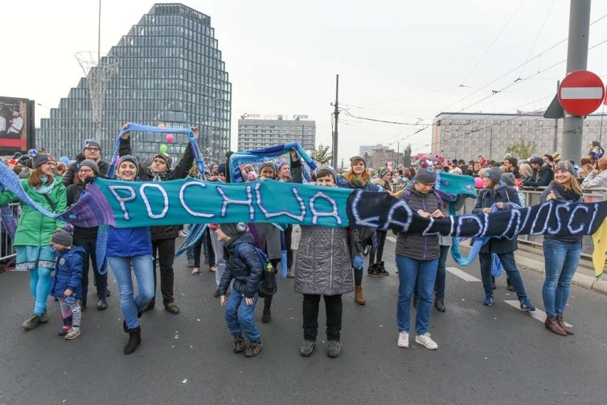 Imieniny Ulicy Święty Marcin 2018 - tak wyglądał korowód i...