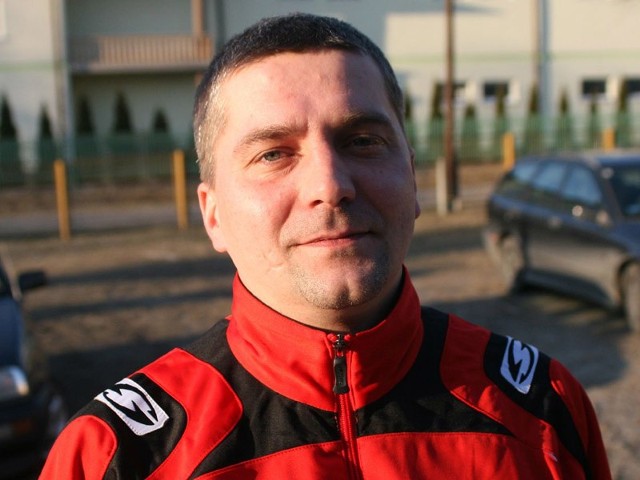 Mariusz Białek z seniorami Stali pracował od 2007 roku. Bardzo prawdopodobne, że teraz będzie szkoleniowcem juniorów starszych Stali.