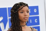 "Mała Syrenka". Disney wybrał nową Arielkę i wzbudził spore kontrowersje! Kim jest Halle Bailey?