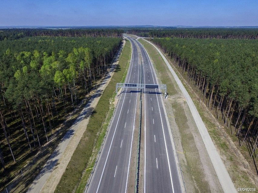 Opolski oddział GDDKiA budował w ubiegłym roku obwodnicę...