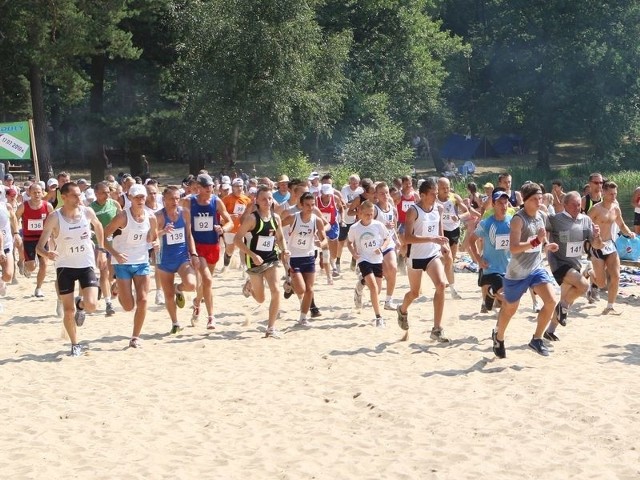 Rekord liczby uczestników biegu ustanowiono w 2007 roku. Na trasę wyruszyło 222 zawodników. 