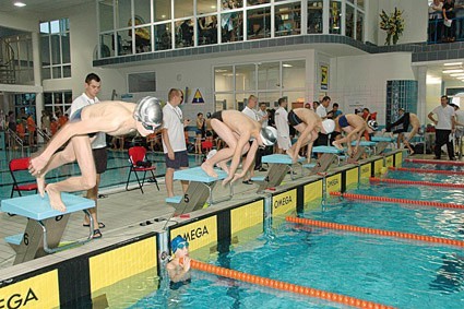 Na zawodach pływackich w Bielsku wystartowali młodzi sportowcy z czterech krajów: Białorusi, Litwy, Polski i Ukrainy