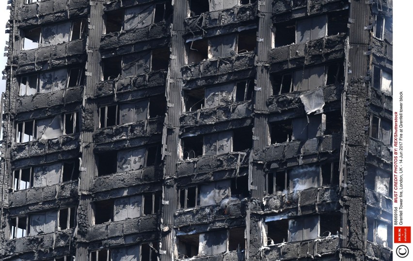 Wielka Brytania: Pożar wieżowca Grenfell Tower w Londynie, ofiary śmiertelne [ZDJĘCIA] [WIDEO]