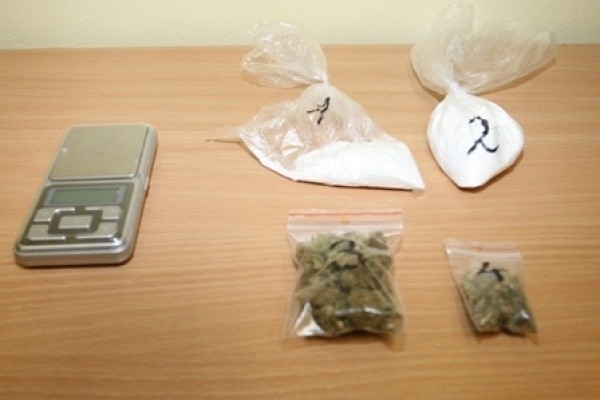 Policjanci zabezpieczyli 70 gram amfetaminy.