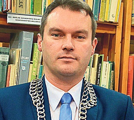 Marek Kukie, komisarz rządowy w Ostrowicach