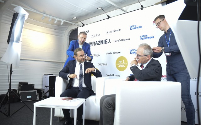 Rozmowa z wiceprezesami Grupy TAURON: Kamilem Kamińskim i Markiem Wadowskim w studiu PPG podczas Forum Ekonomicznego w Krynicy.