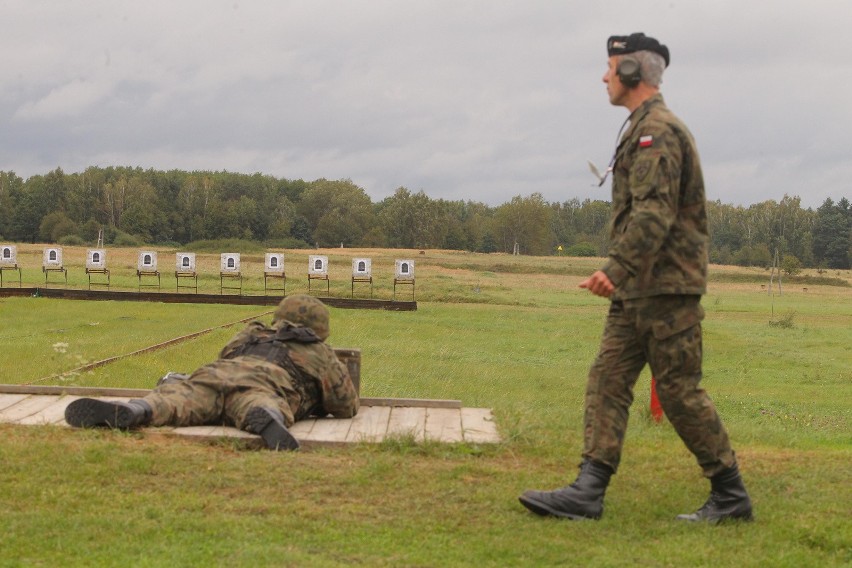 Przez cały luty obowiązuje zakaz wstępu na poligon w...