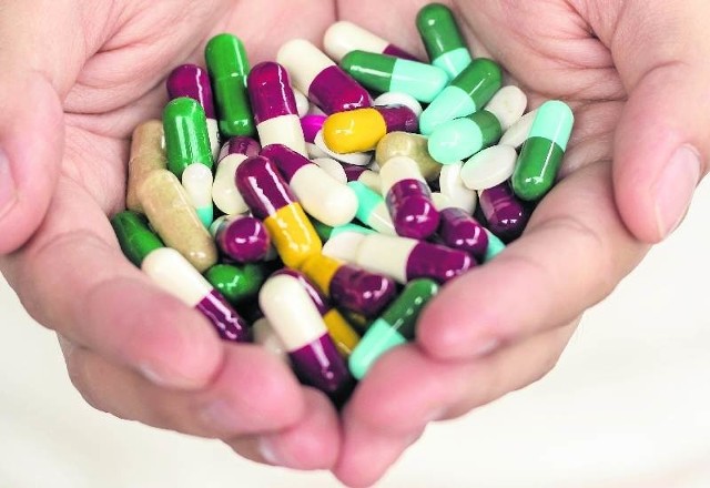 Wg badań z 2014 roku na leki wydaliśmy 27,3 mld złotych. O 3,3 mld więcej niż w 2012 roku!