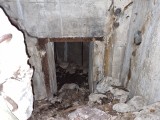 Choć bunkier w Chycinie wysadzono po wojnie, jego pozostałości widać do dziś