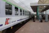 Trasa kolejowa Łódź-Warszawa. Pociąg "Łodzianin" nie mieści się w rozkładzie