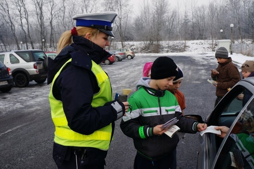 Za przepisową jazdę kierowcy otrzymywali medale