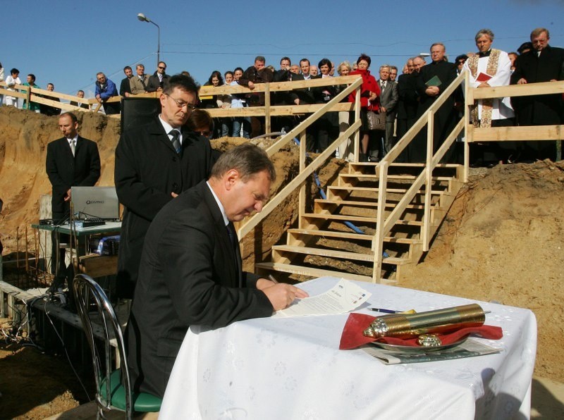 Początek budowy Centrum Onkologicznego...