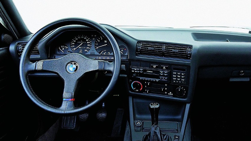 BMW E30...