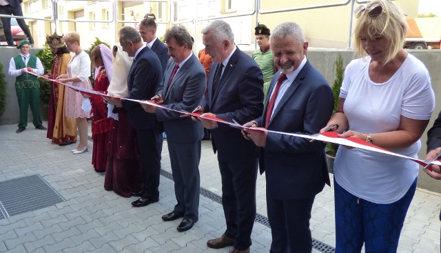 3 września 2018 roku - tak otwarto nową siedzibę Zespołu Szkół Technicznych i Ogólnokształcących w Busku-Zdroju.