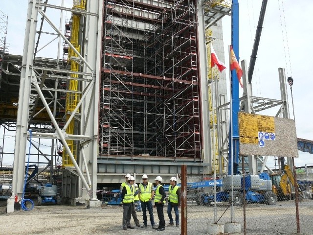 Budowany blok parowo-gazowy jest największy w Polsce.