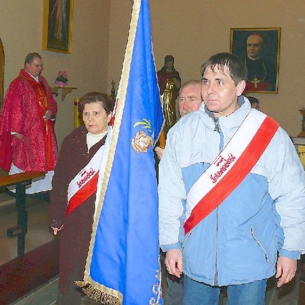 W liturgii uczestniczyło nieco ponad stu  związkowców.