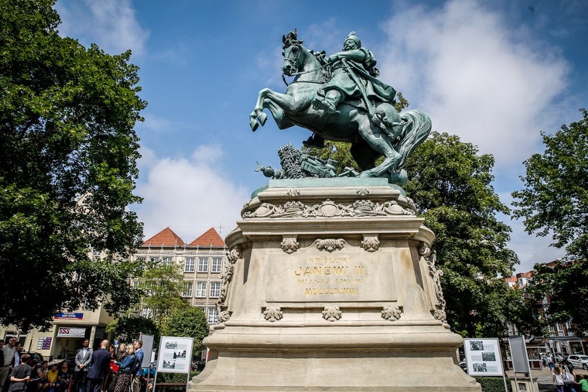 Zakończyła się kompleksowa renowacja pomnika króla Jana III...