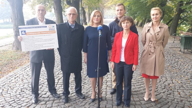 Jolanta Kaźmierczak, Agata Ćwik, Justyna Adamiec, Andrzej Dec, Marcin Deręgowski i Zbigniew Koryl przekonują, że w mieście potrzeba zmian w polityce przestrzennej.