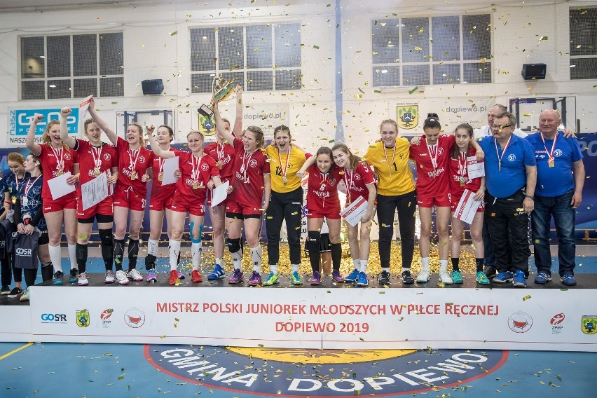 Piłkarki ręczne UKS Roxa Lublin zdobyły złoty medal mistrzostw Polski juniorek młodszych