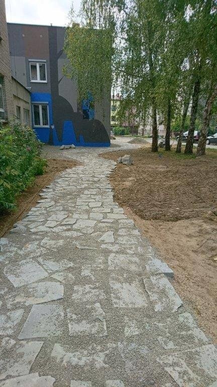 Kraków. Przy budynku z muralem pojawi się nowy skwer