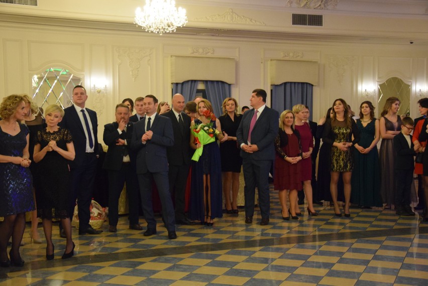 Studniówka 2019 Bal LO Mońki w Dworze Czarneckiego [ZDJĘCIA, WIDEO]