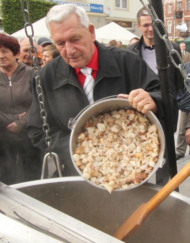 Poseł Pawlak podczas imprezy w Kielcach