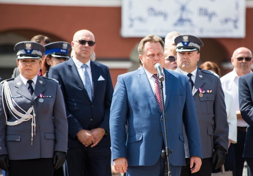 Augustów. Kolizja samochodu Służby Ochrony Państwa wiozącego posła Jarosława Zielińskiego