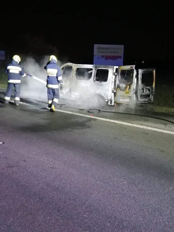 Pożar busa na autostradzie A4 pod Wrocławiem