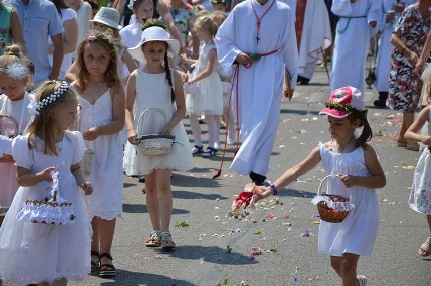 Procesja Bożego Ciała na os. Słonecznym w Chojnicach