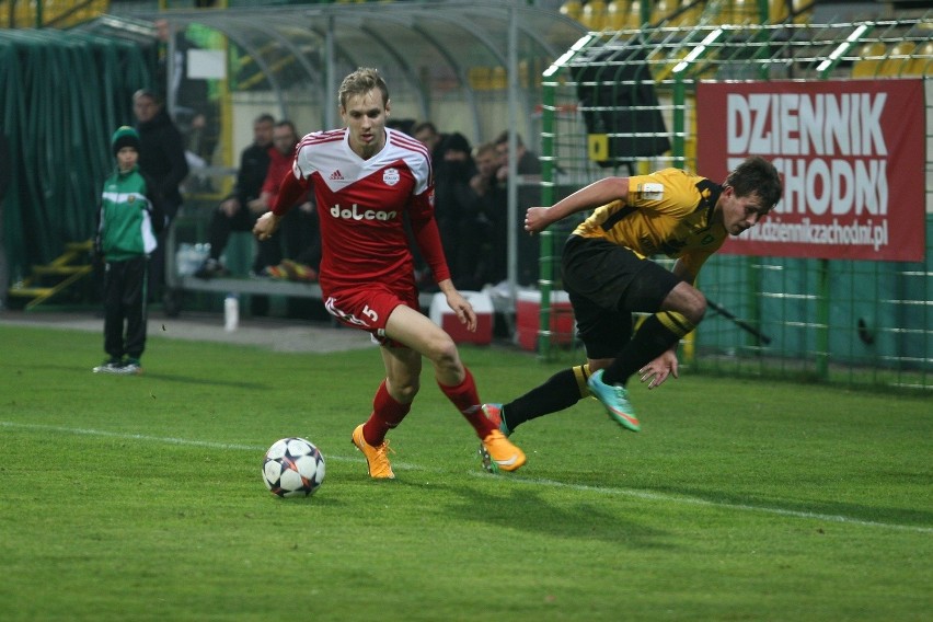 GKS Katowice - Dolcan 2:3 [RELACJA + ZDJĘCIA]. Piłkarze z Ząbek kąsali na Bukowej