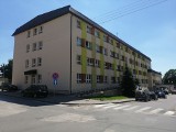 Zobaczcie jak zmienił się budynek Szpitala Powiatowego w Pińczowie. Remont dobiega powoli końca [DUŻO ZDJĘĆ]