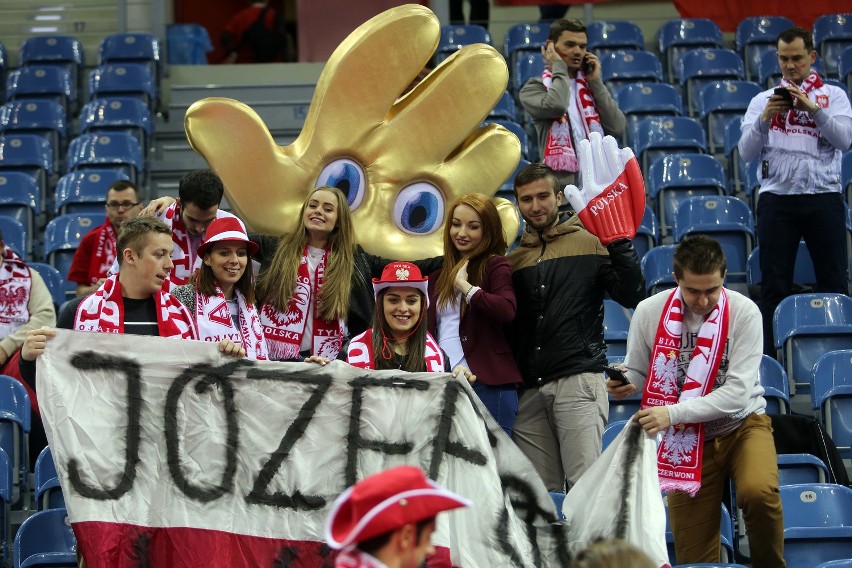Euro 2016 w Krakowie. Kibice "szturmują" Arenę [ZDJĘCIA]