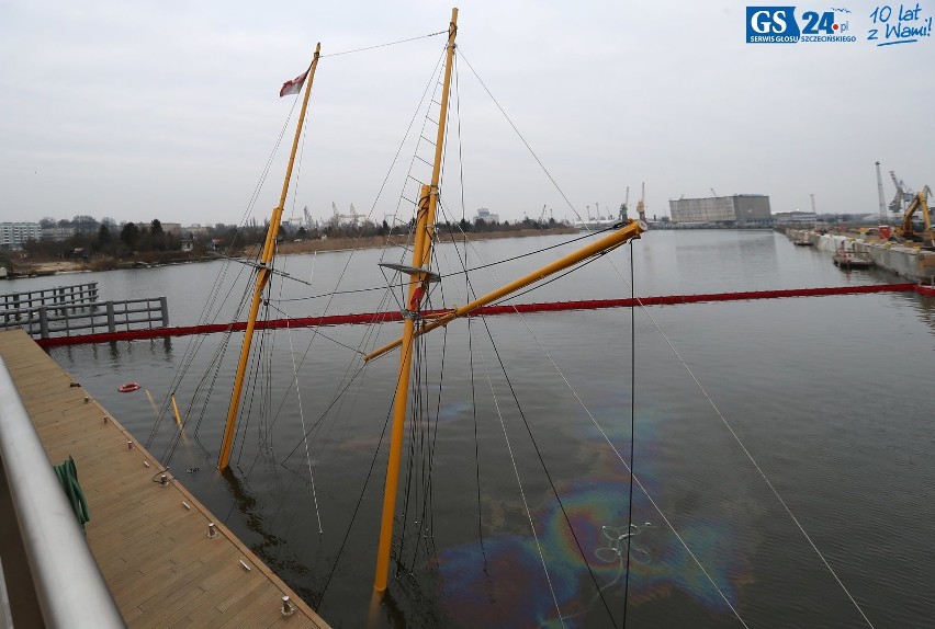 Szczecin: Przy wyspie Grodzkiej zatonął jacht. Kiedy zostanie wydobyty?
