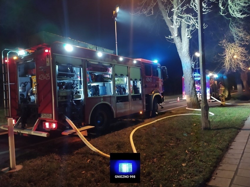 Pożar wybuchł w budynku gospodarczym na terenie jednej z...