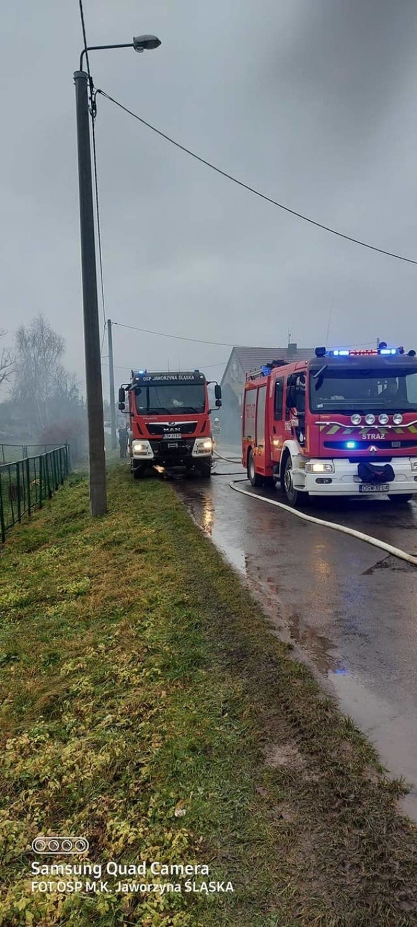 Duży pożar na Dolnym Śląsku. 9 godzin gaszenia zabudowań [ZDJĘCIA]