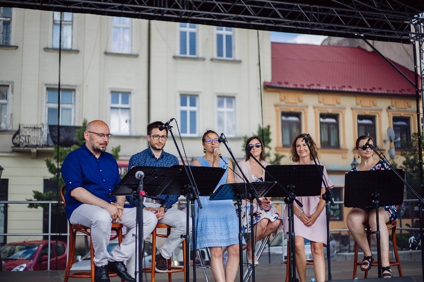 W Wieliczce zainaugurowano letni sezon koncertowy 2021. Na...