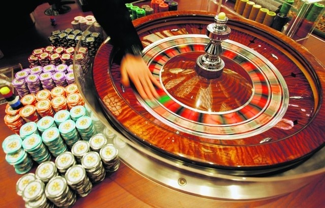 W Małopolsce wolna jest jeszcze jedna koncesja na prowadzenie kasyna. Czy salon gier hazardowych powstanie w Tarnowie czy w Nowym Sączu?
